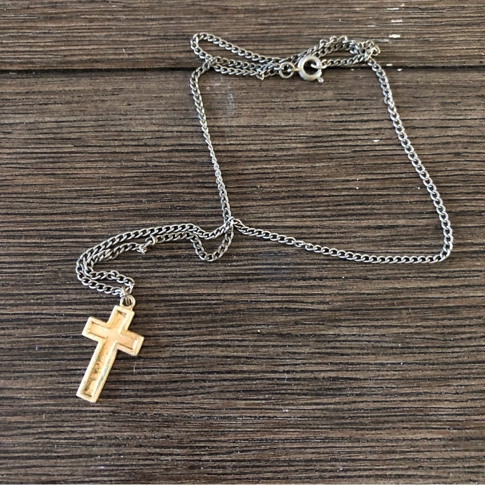 Vintage Sliver & gold metal cross pendent necklace